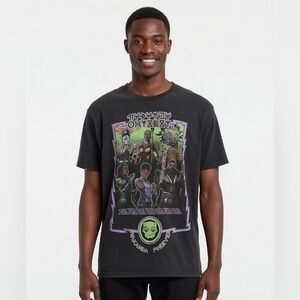 Wakanda Forever Black Panther Graphic T-Shirt